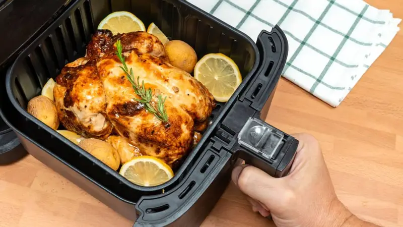 les inconvénients des airfryers que les vendeurs oublient trop souvent de mentionner